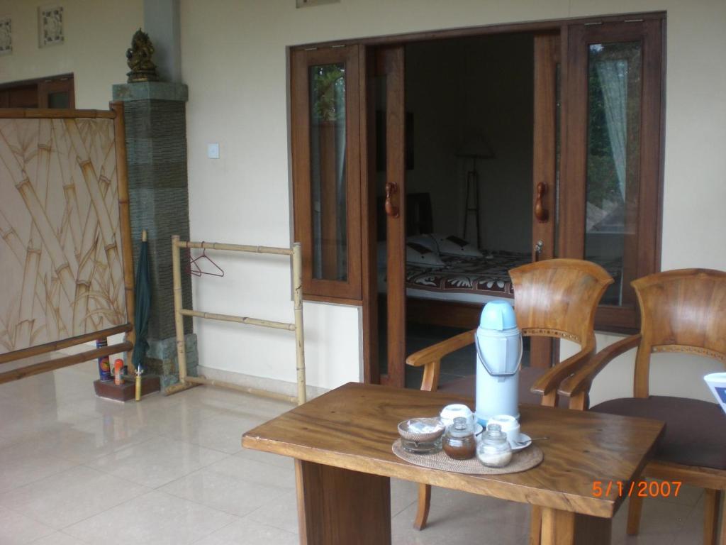 Adi House Homestay Ubud Zewnętrze zdjęcie